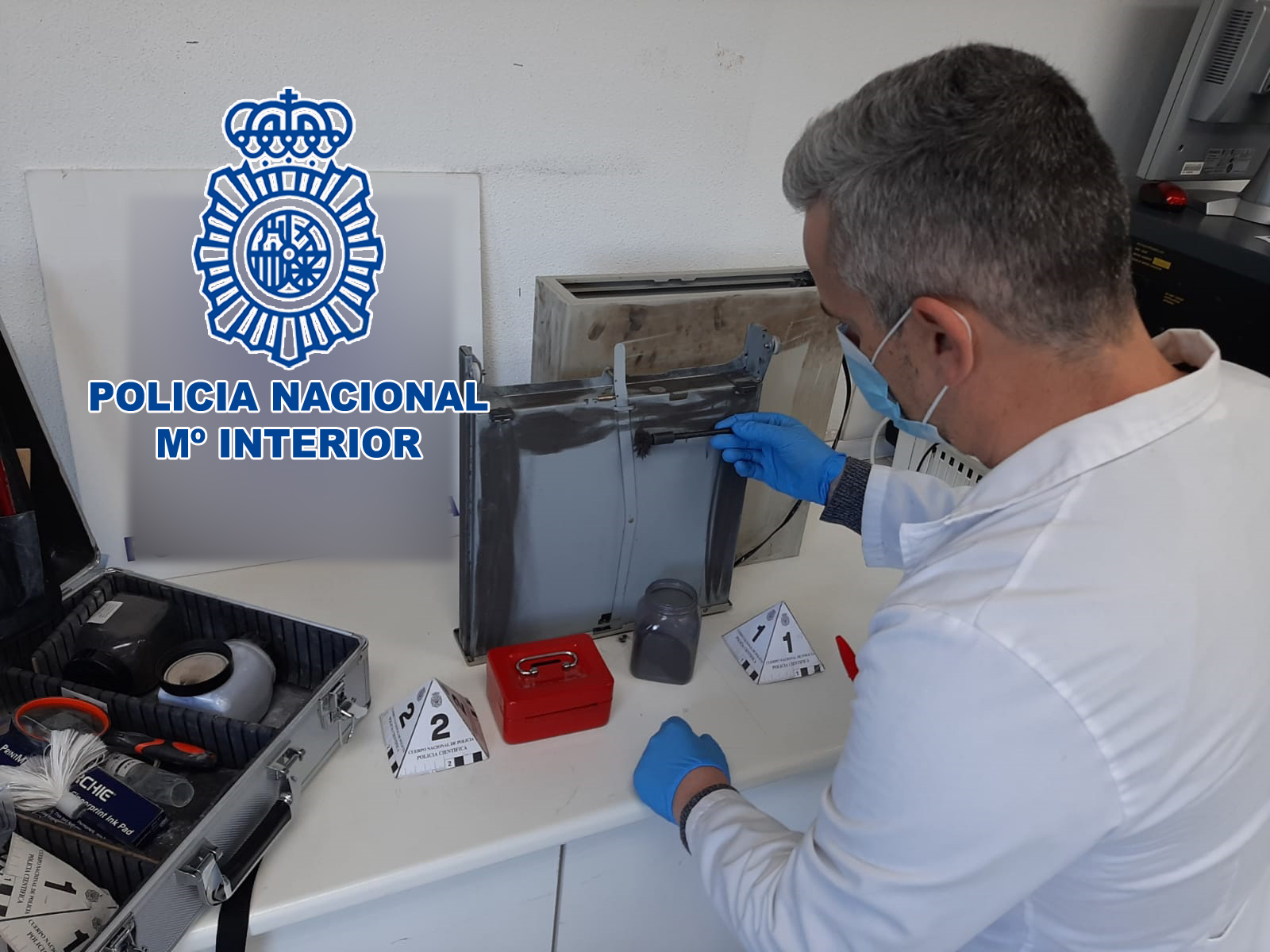 La Policía Nacional detiene en Elche a los responsables de varios robos ...